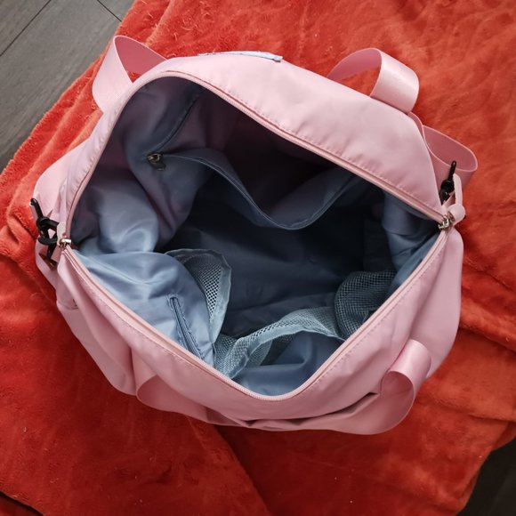 Travel Carry On Bag with Shoe Storage - Picture 5 of 7